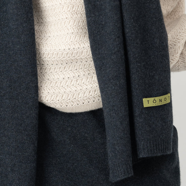 Cashmere Noir Scarf