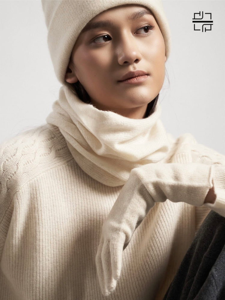 Eterna Cashmere Neckwarmer
