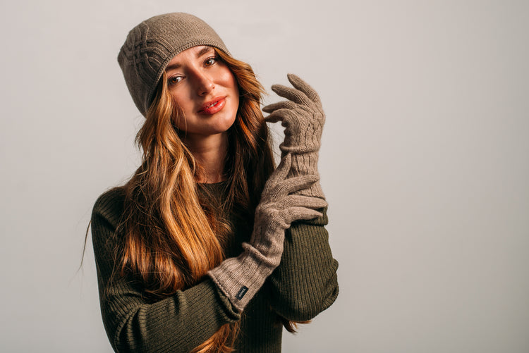 Patterned Cashmere Gloves